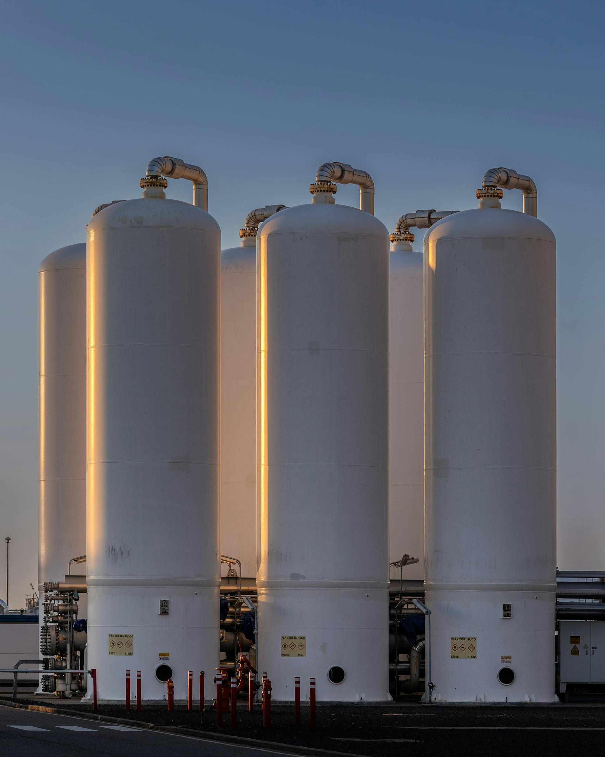 Large Cryogenic Industrial Storage Tanks